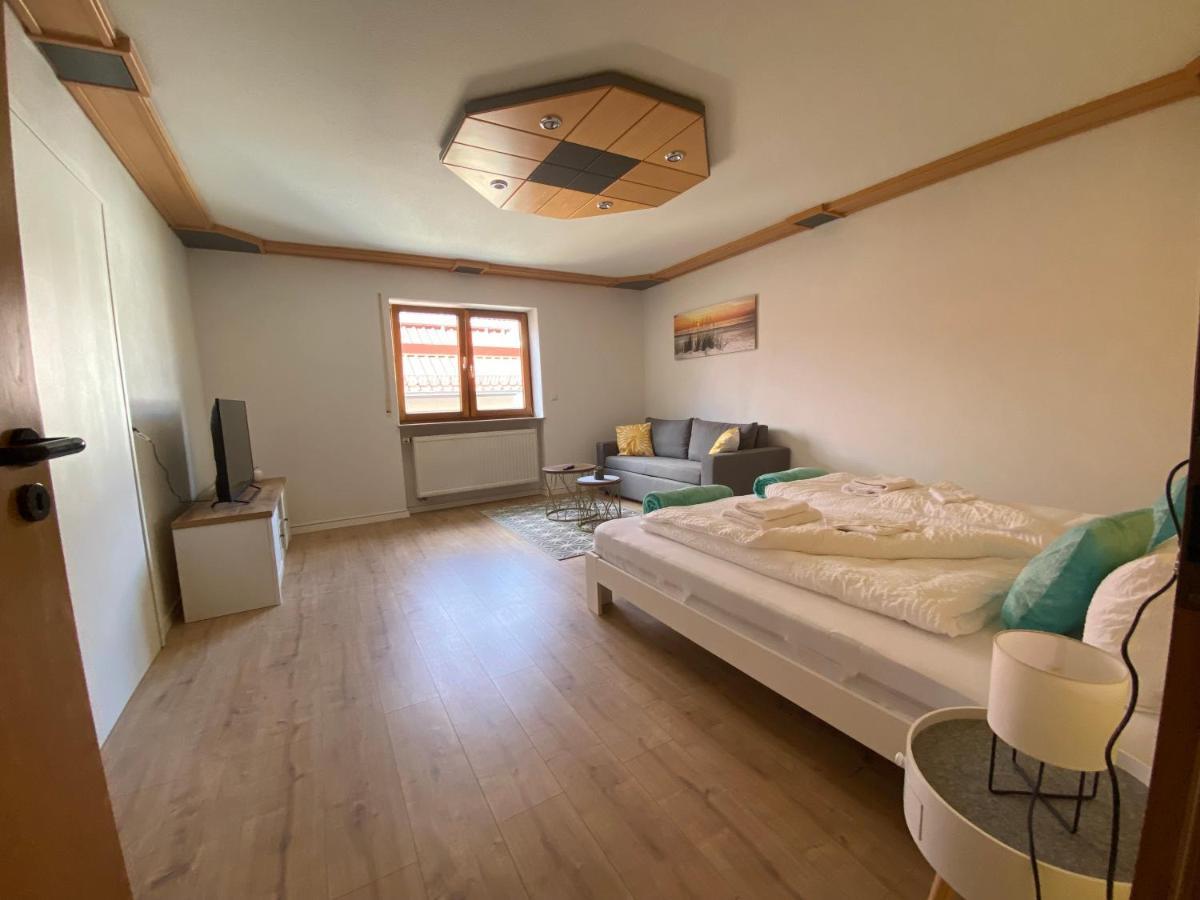 Ferien & Business Apartments Hohenfels Hohenfels  Екстериор снимка